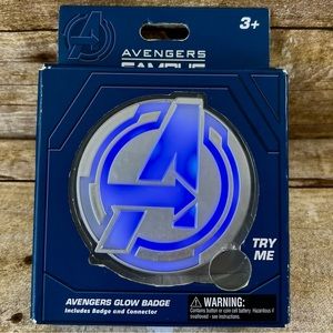 Marvel Disney Avengers Campus Glow Badge Magnetic Light‎ Up Pin FAC-046891-20236